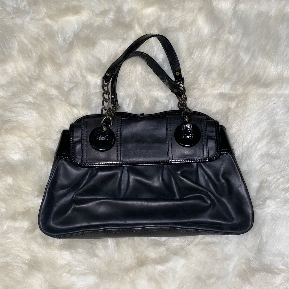 Fendi black leather B Bag - Picture 2 of 6